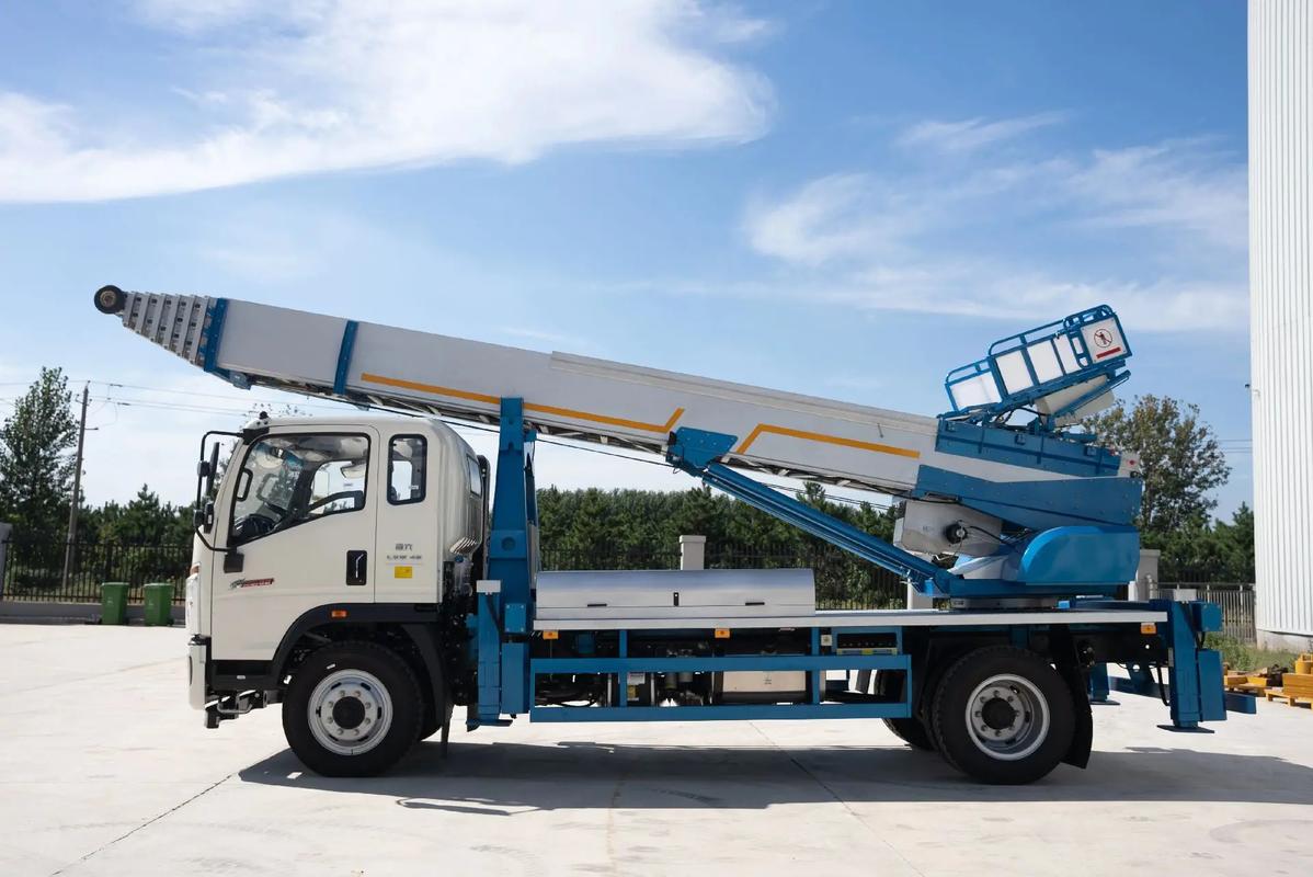 邱县云梯上料车租赁费用