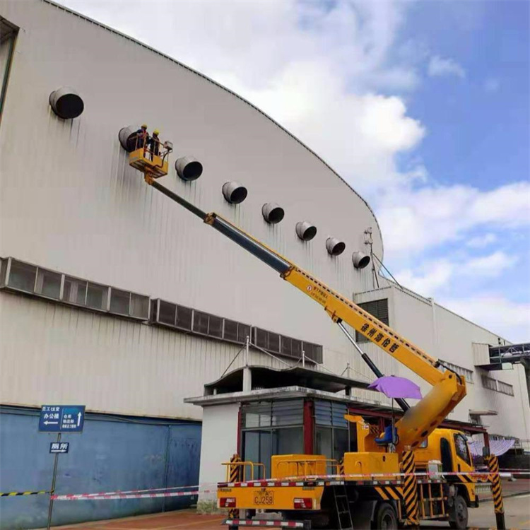 邱县高空作业车出租服务：专业广告牌安装解决方案