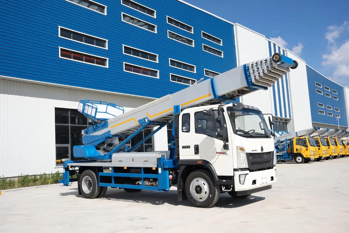 邱县出租云梯车高空作业车 建筑垃圾搬运